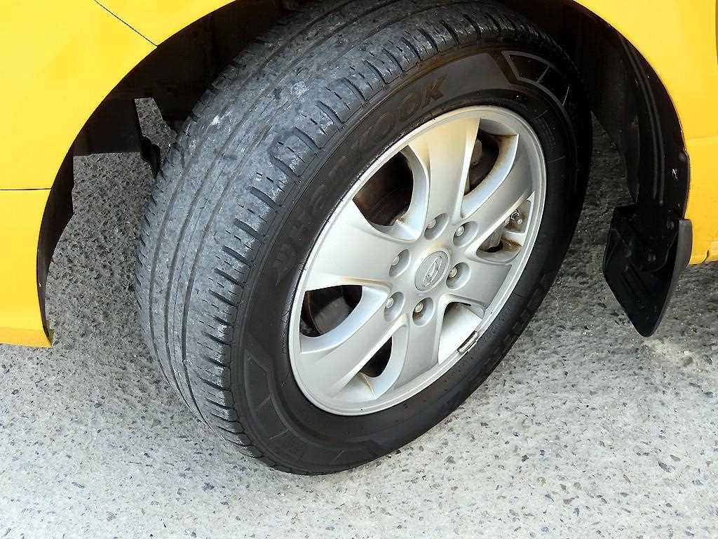 HYUNDAI Starex 2020 Amarillo - Importación desde Corea - HF Imports Iquique - Foto 20