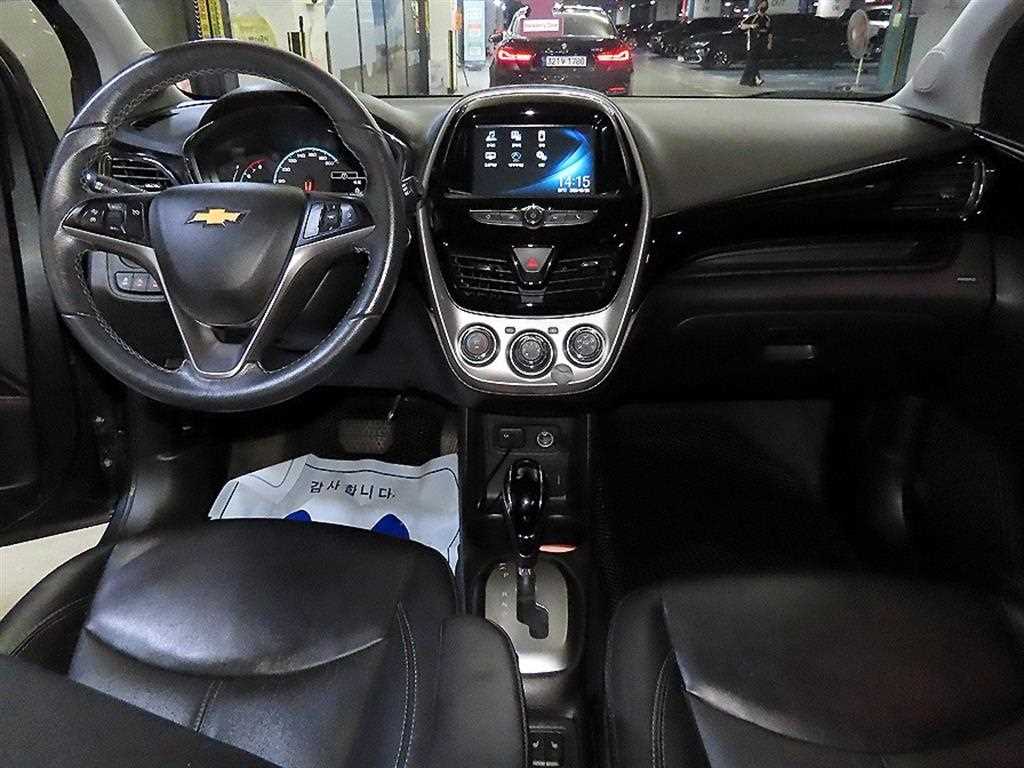 Chevrolet Spark - Vista 10
