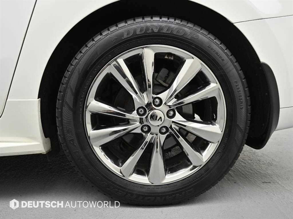 KIA Carnival - Vista 5