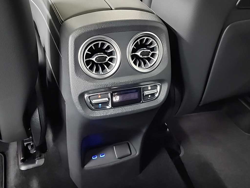 Mercedes Benz G Class (G Wagen) 2026 Negro - Importación desde Corea - HF Imports Iquique - Foto 14