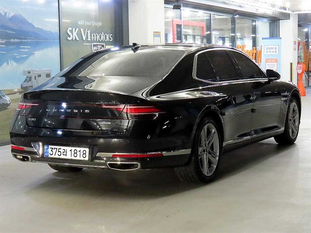 Genesis G90 - Vista 4