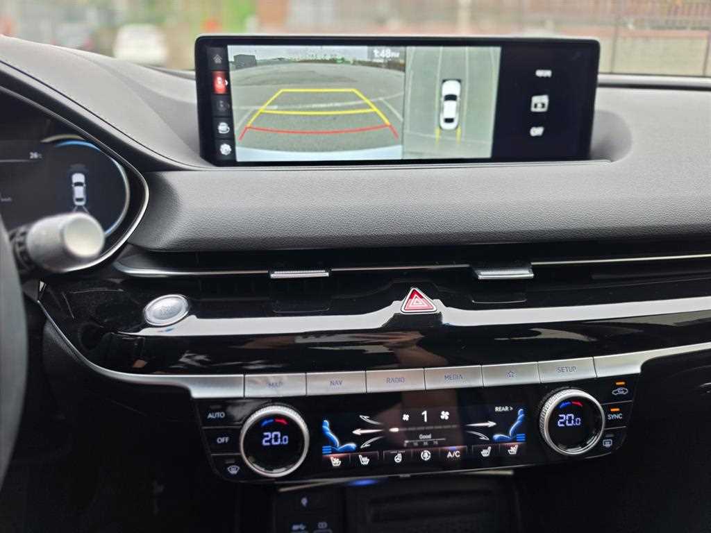 Genesis G80 - Vista 11