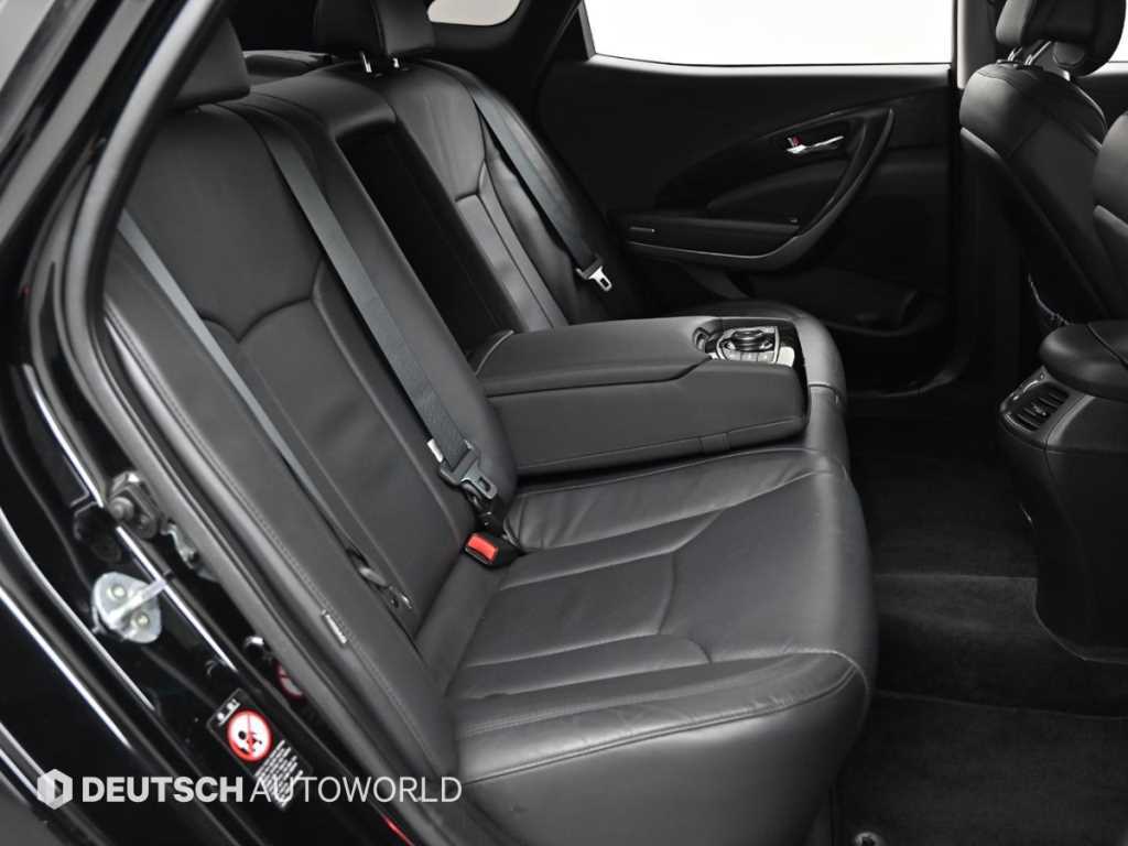 HYUNDAI Grandeur - Vista 12