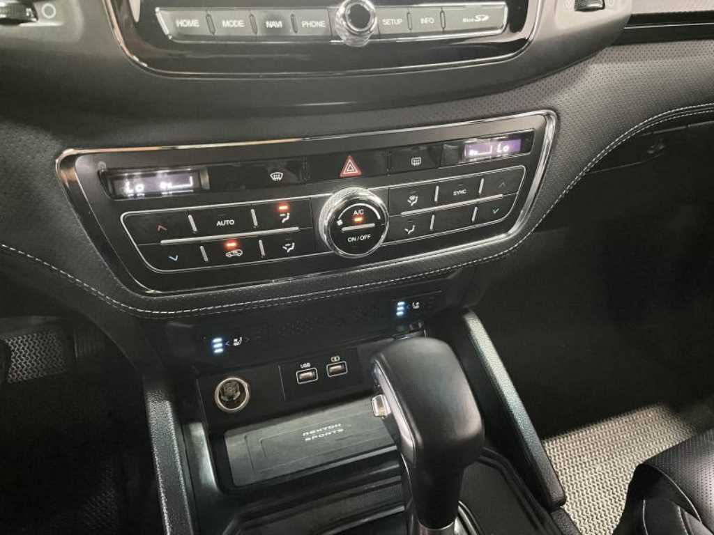 Ssangyong Rexton - Vista 12