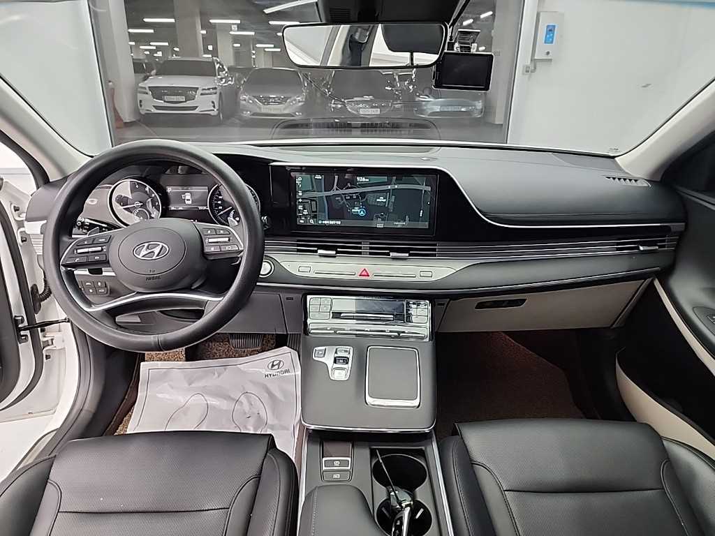 HYUNDAI Grandeur - Vista 7
