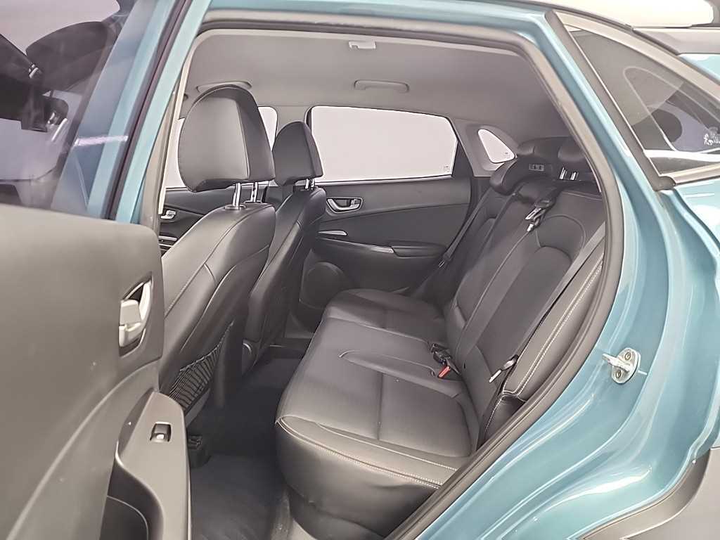 HYUNDAI Kona - Vista 12