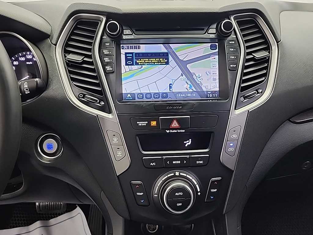 HYUNDAI Santa Fe - Vista 10