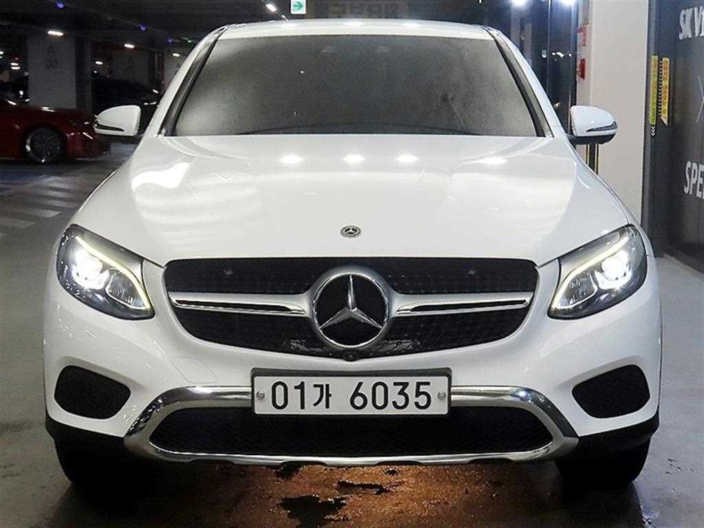 Mercedes Benz GLC Class - Vista 2