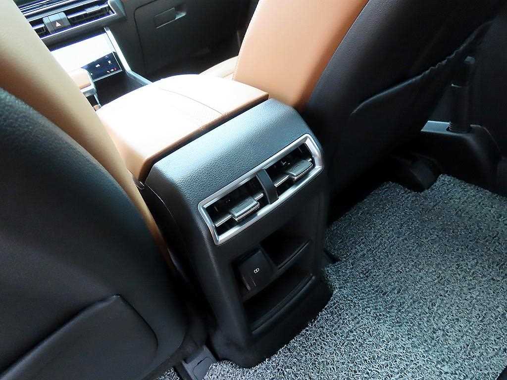 Ssangyong Torres 2023 Verde - Importación desde Corea - HF Imports Iquique - Foto 17