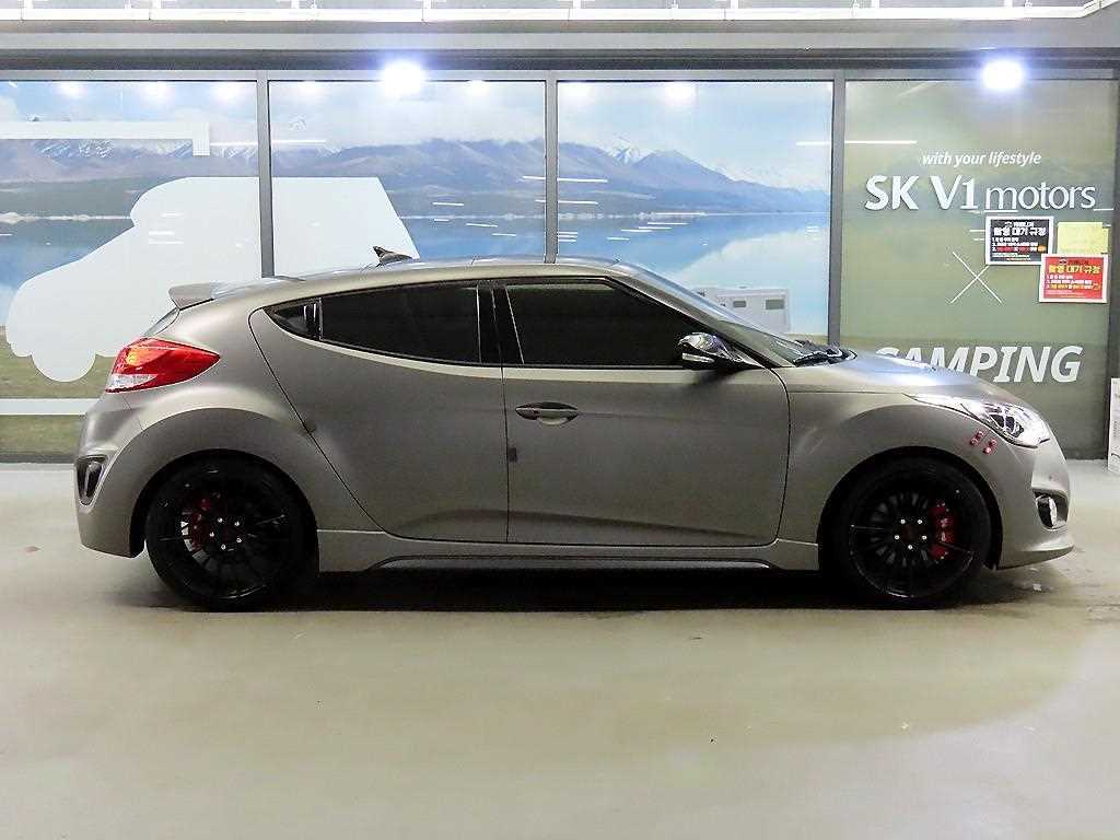 HYUNDAI Veloster - Vista 3