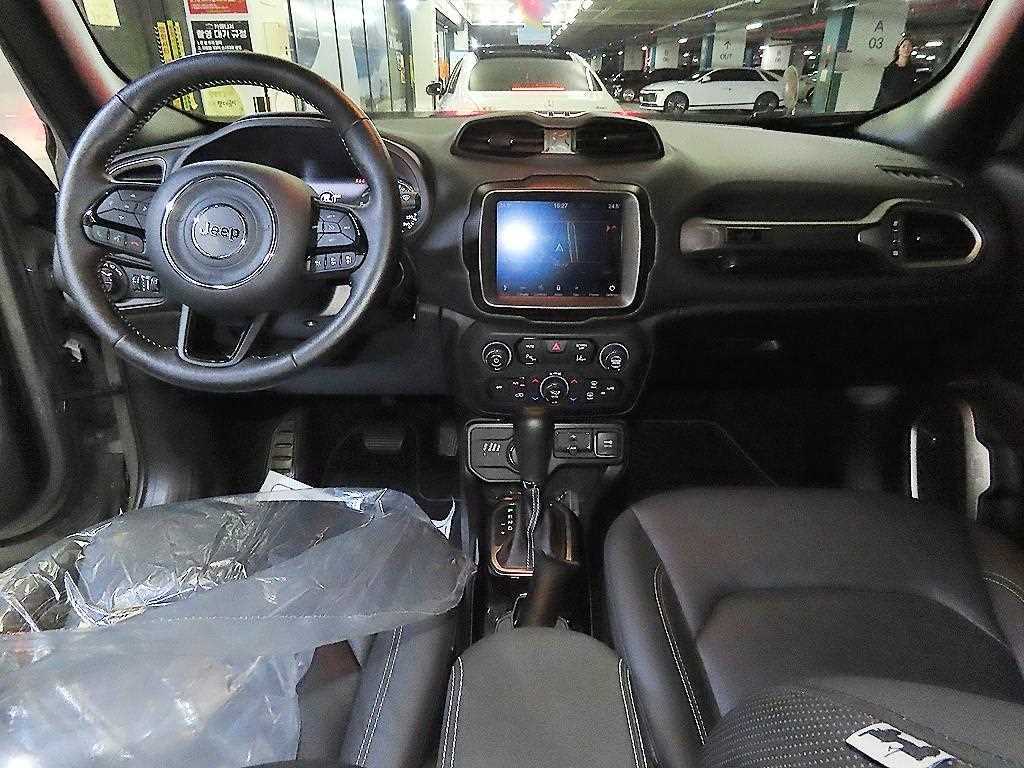 Jeep Renegade - Vista 10