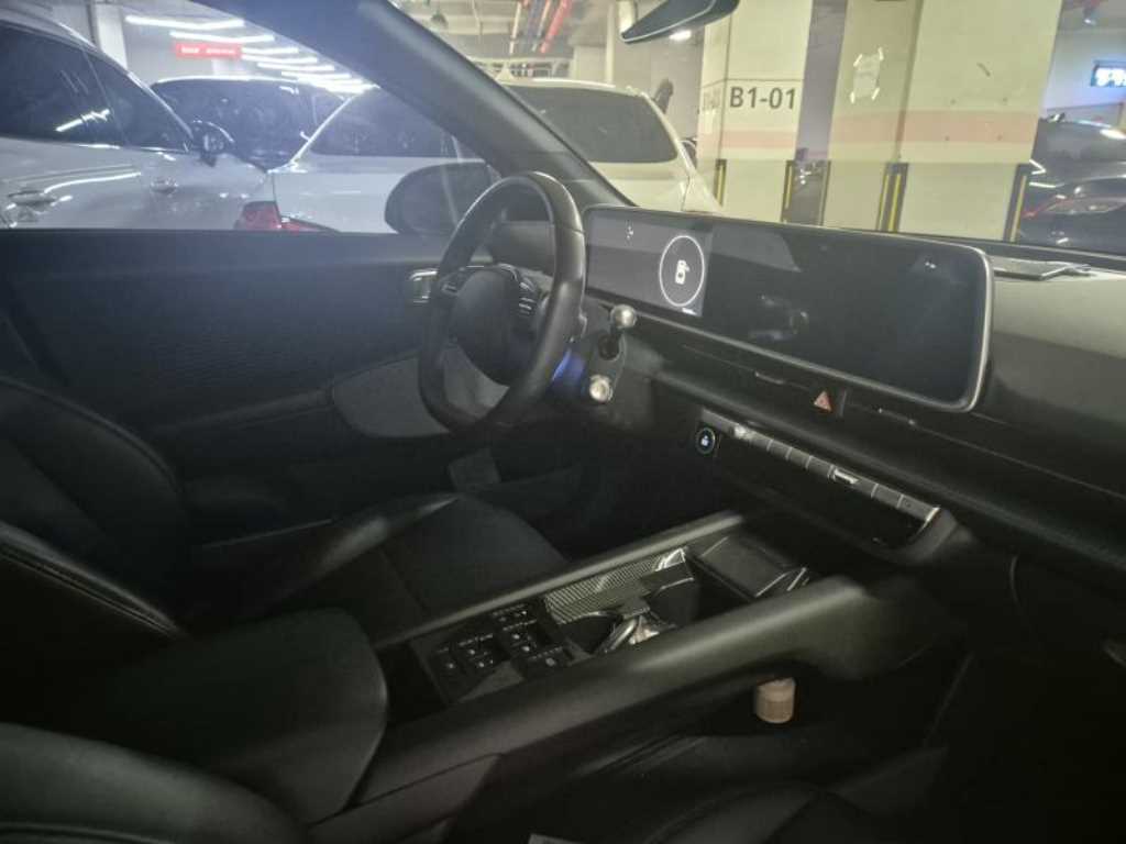 HYUNDAI Ioniq 6 - Vista 2