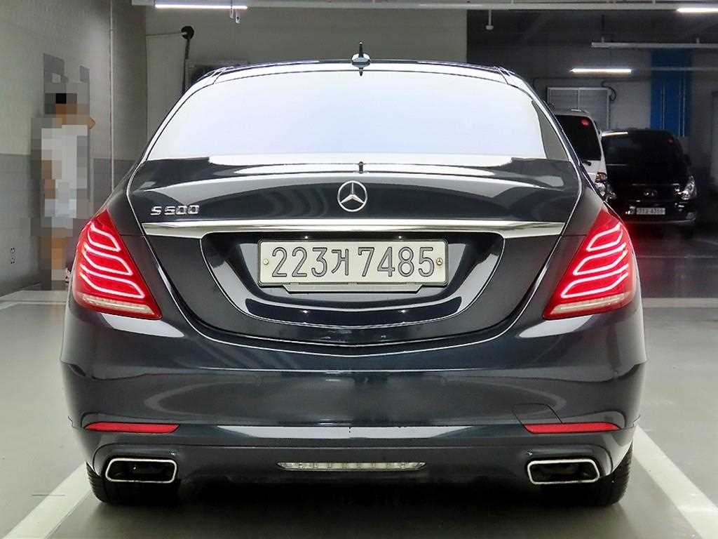 Mercedes Benz S Class - Vista 3