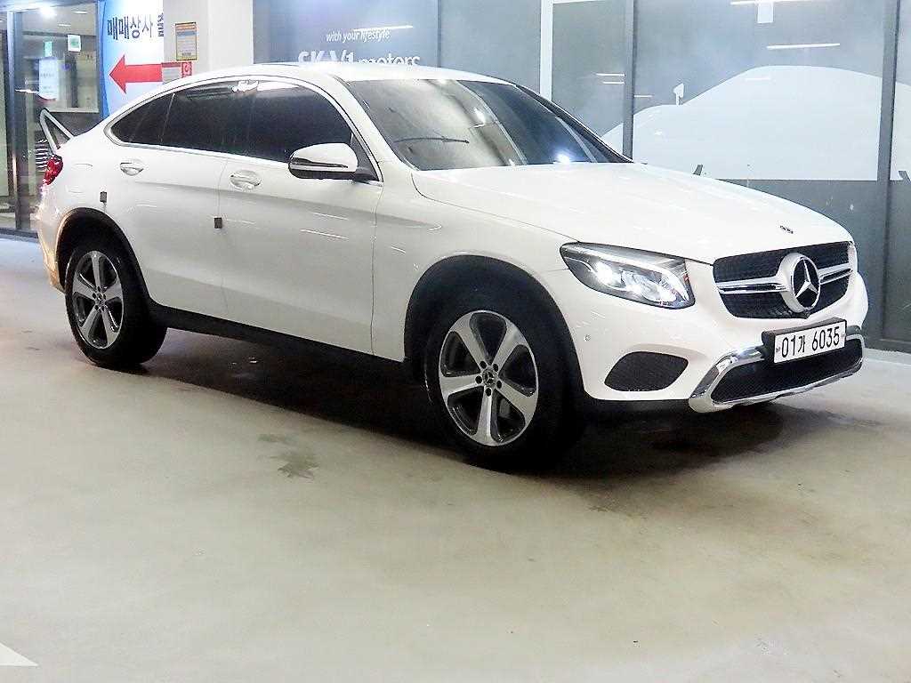 Mercedes Benz GLC Class 2019 Blanco - Importación desde Corea - HF Imports Iquique - Foto 1