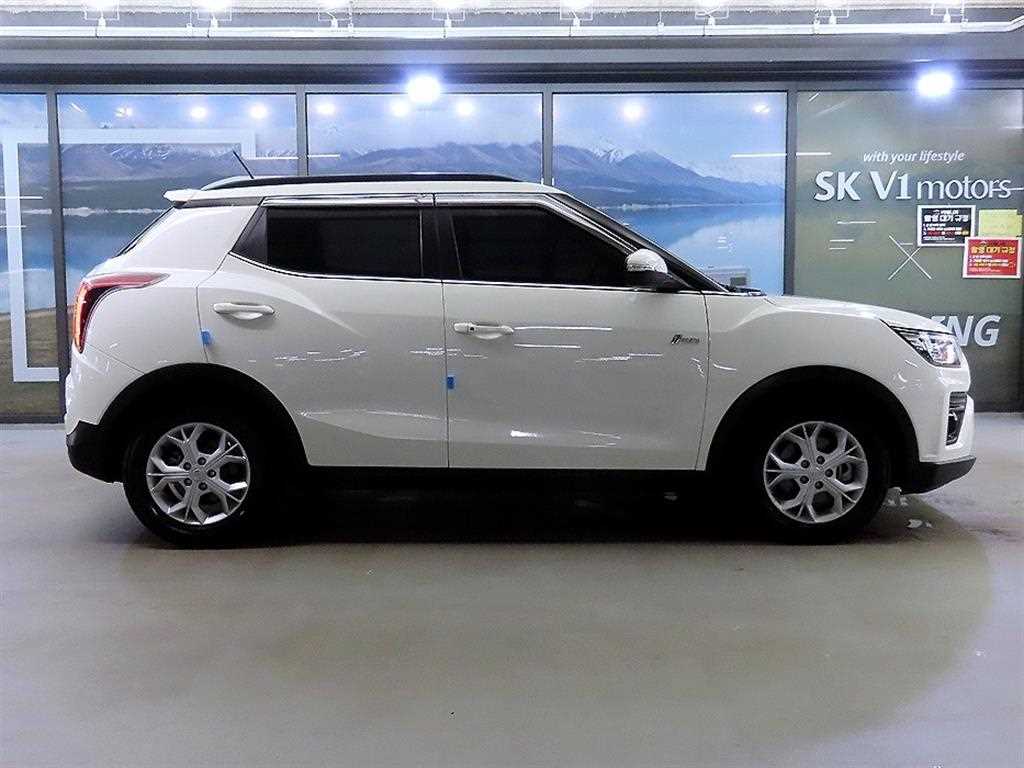Ssangyong Tivoli - Vista 3