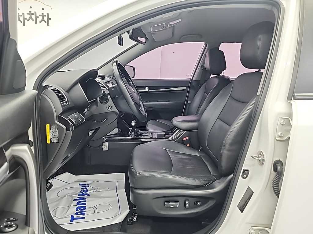 KIA Sorento - Vista 11