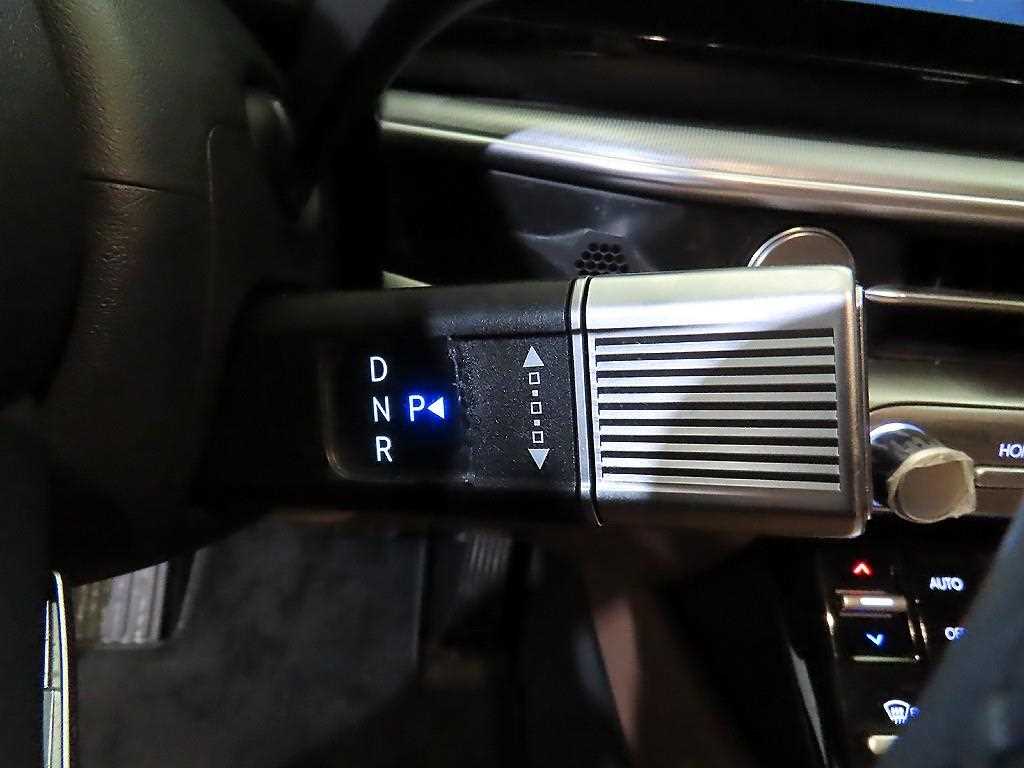 HYUNDAI Grandeur - Vista 12
