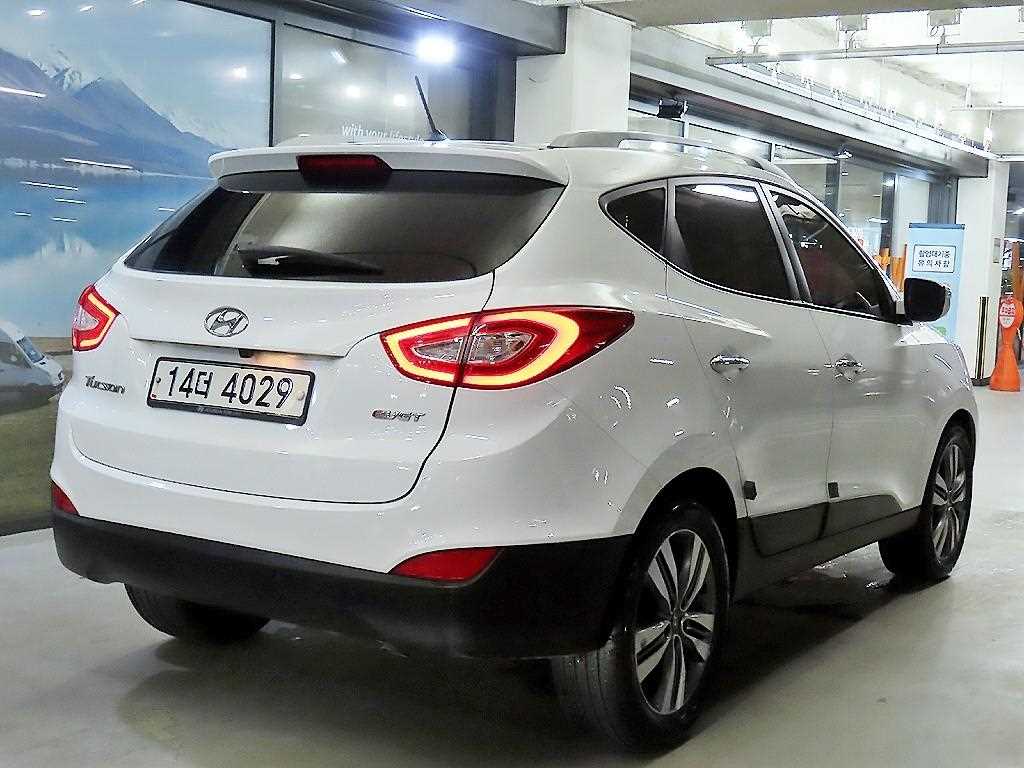 HYUNDAI Tucson - Vista 4