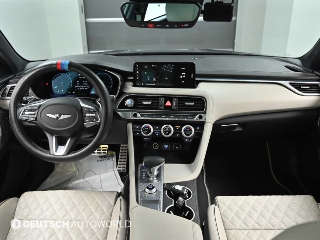 Genesis G70 - Vista 7