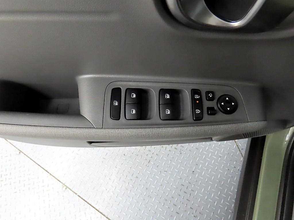 HYUNDAI Casper - Vista 11