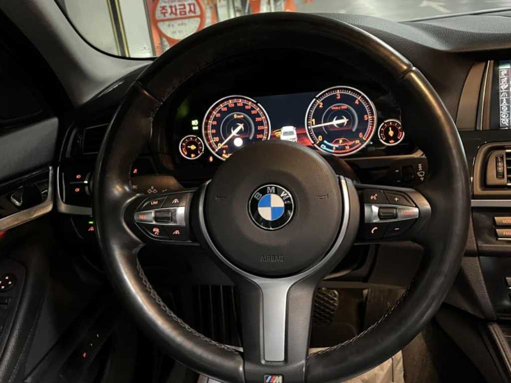 BMW 5 Series - Vista 11