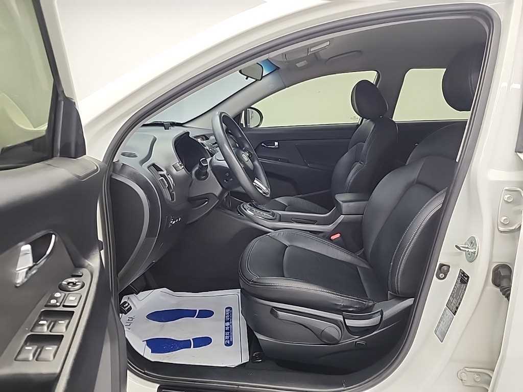 KIA Sportage - Vista 11