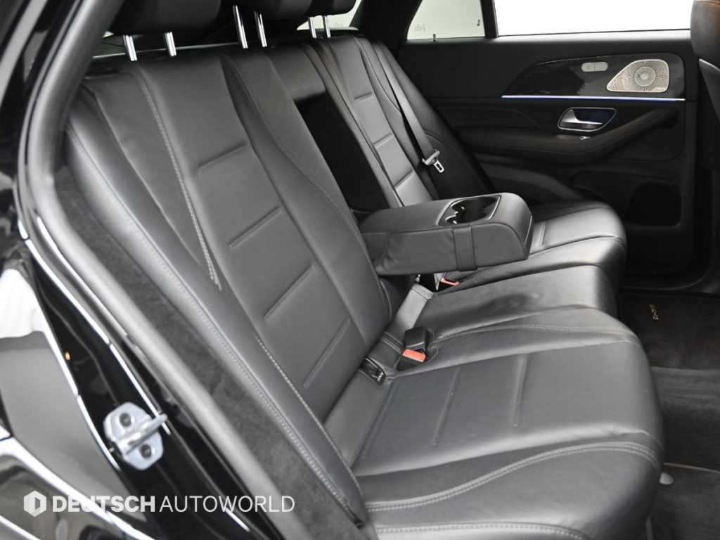 Mercedes Benz GLE Class - Vista 12
