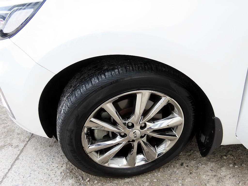 KIA Carnival 2019 Blanco - Importación desde Corea - HF Imports Iquique - Foto 20