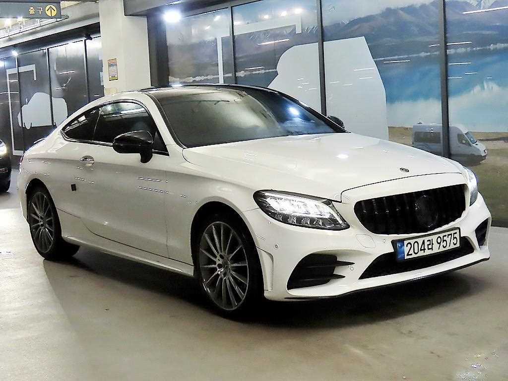 Mercedes Benz C Class 2019 Blanco - Importación desde Corea - HF Imports Iquique - Foto 1