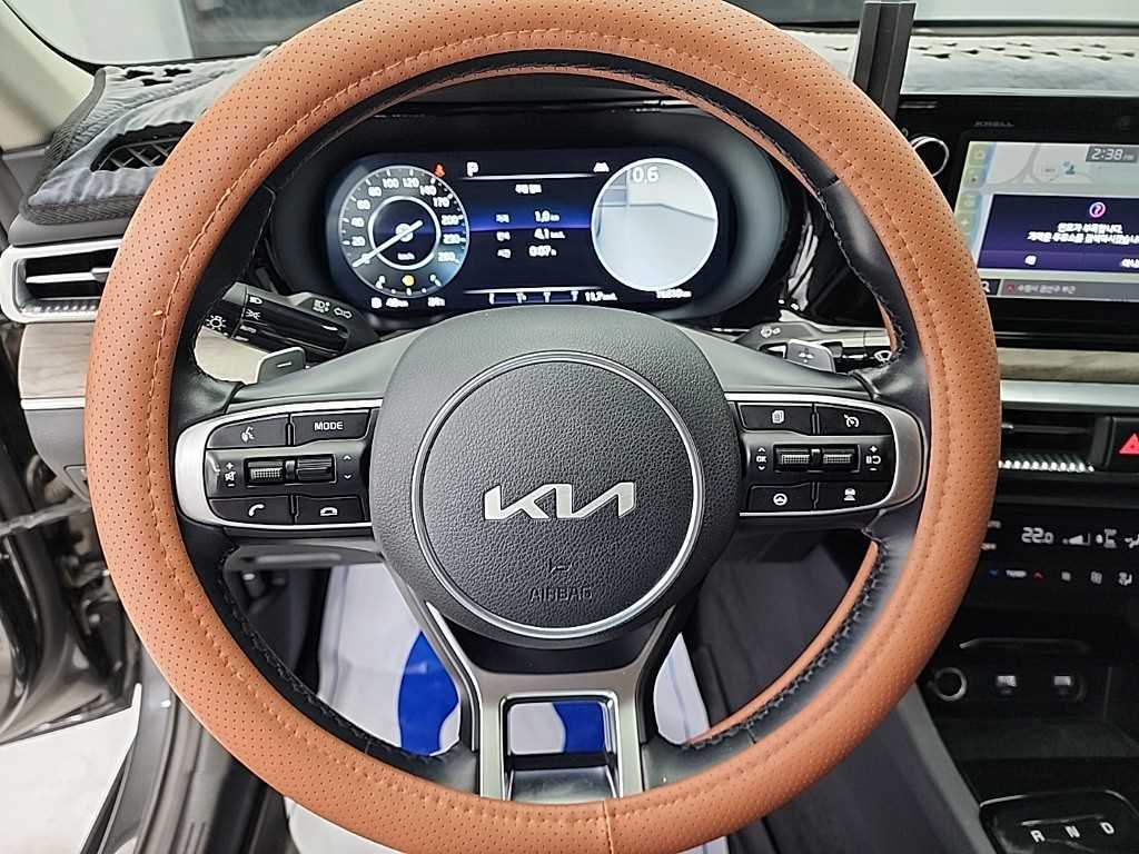KIA K5 - Vista 9