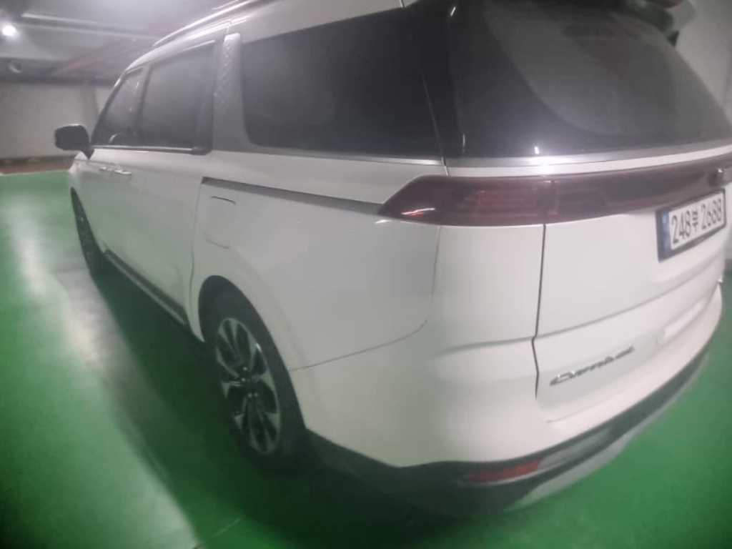 KIA Carnival - Vista 7