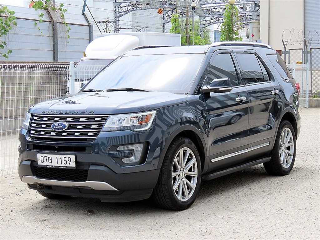 Ford Explorer - Vista 2