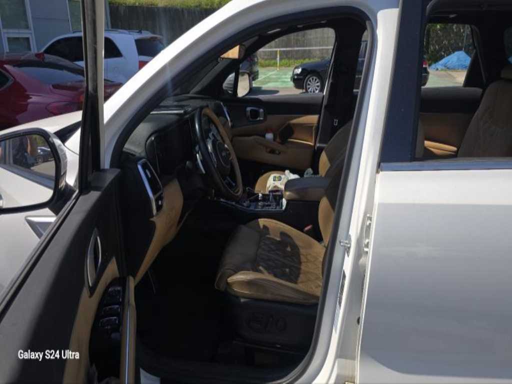 KIA Sorento - Vista 9