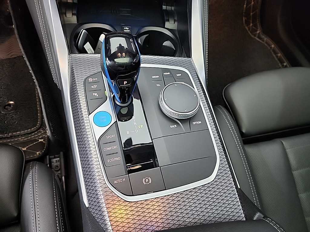 BMW i4 - Vista 8