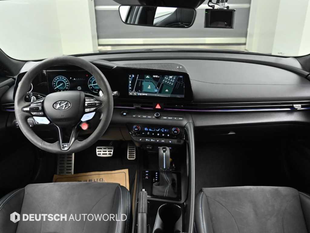 HYUNDAI Avante - Vista 7