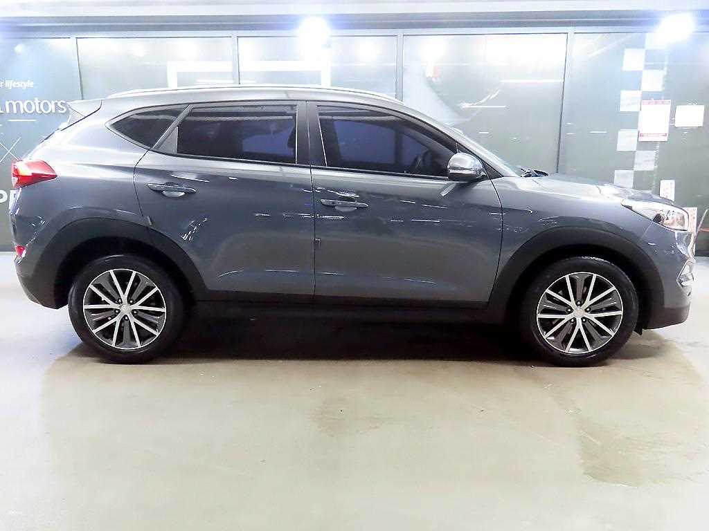 HYUNDAI Tucson - Vista 3
