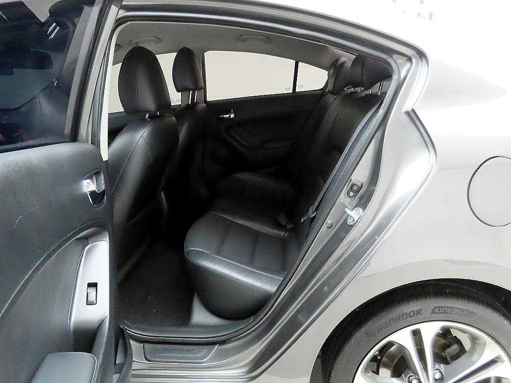 KIA K3 2013 Gris - Importación desde Corea - HF Imports Iquique - Foto 14