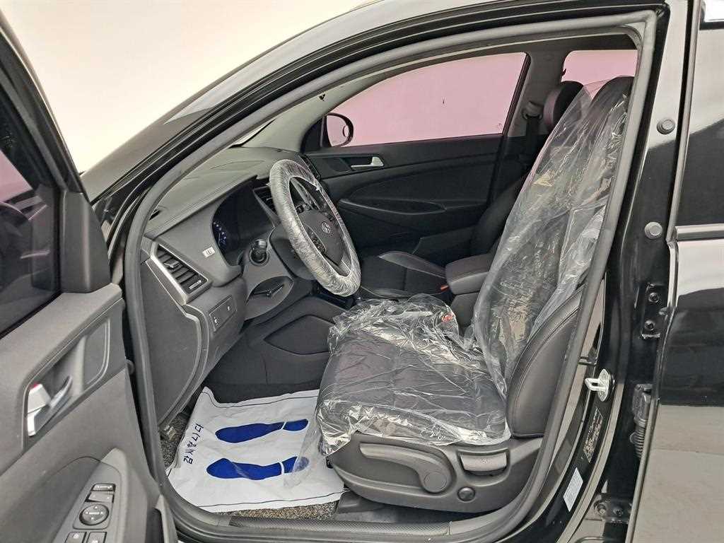 HYUNDAI Tucson - Vista 11