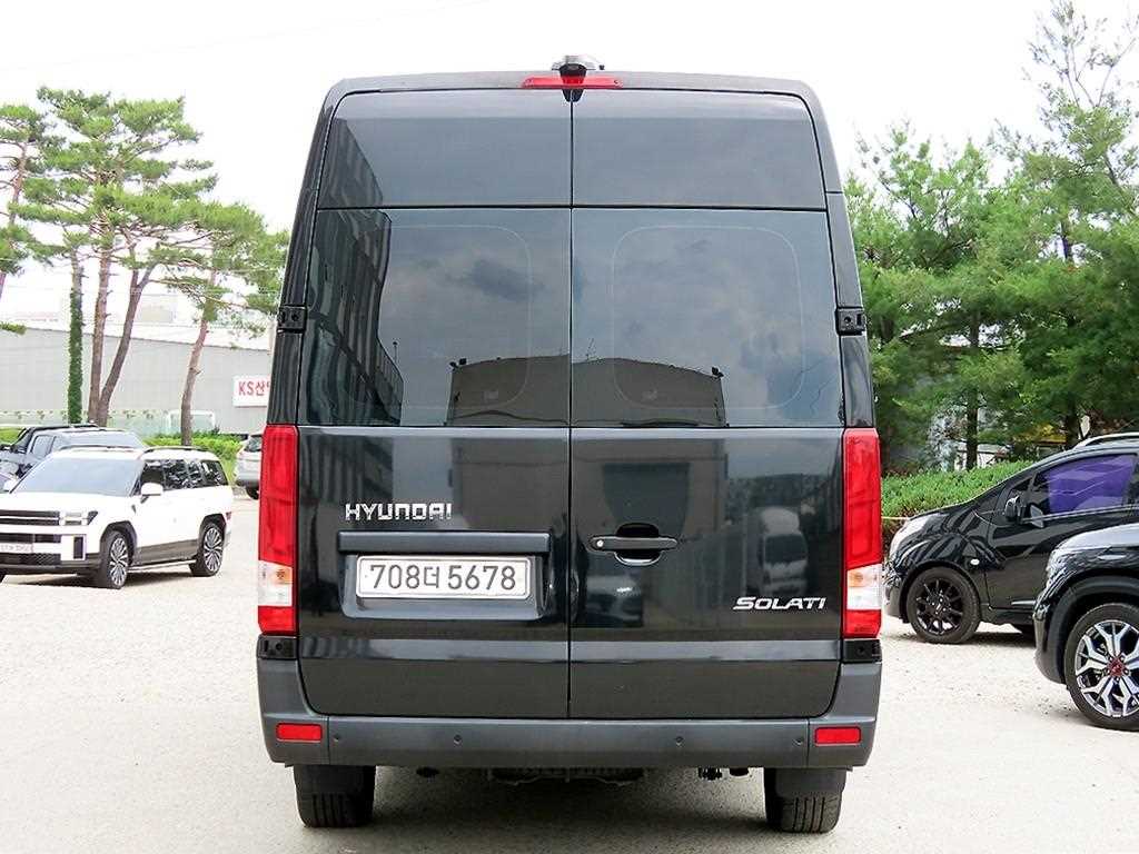 HYUNDAI Solati - Vista 4