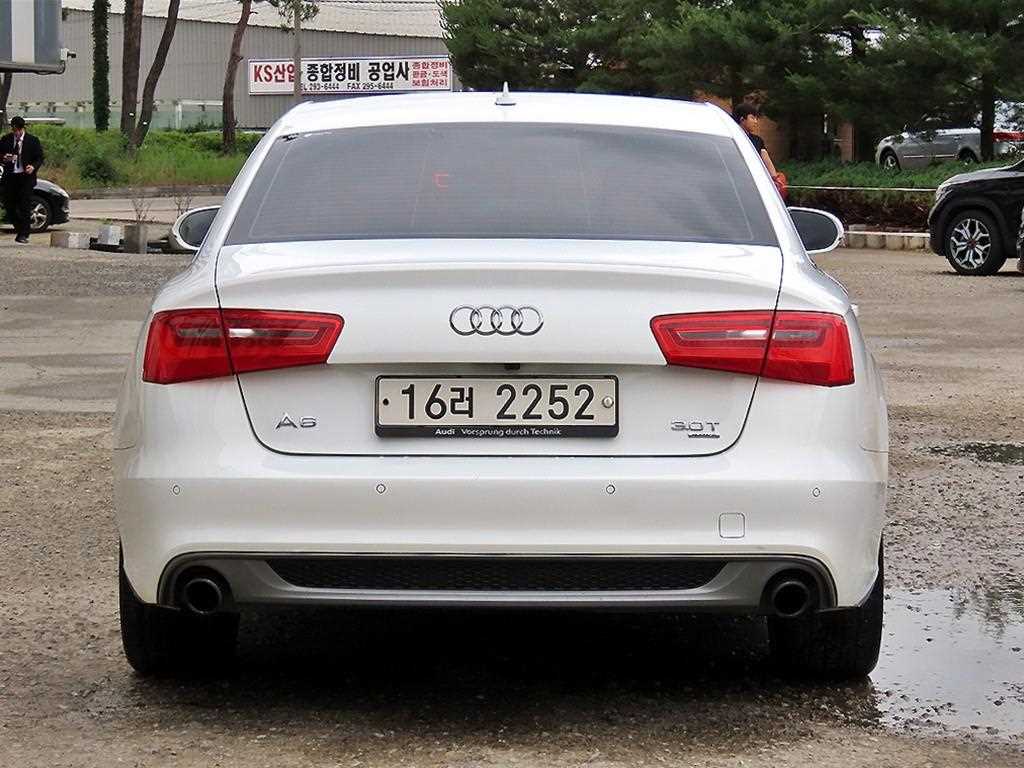 Audi A6 - Vista 4