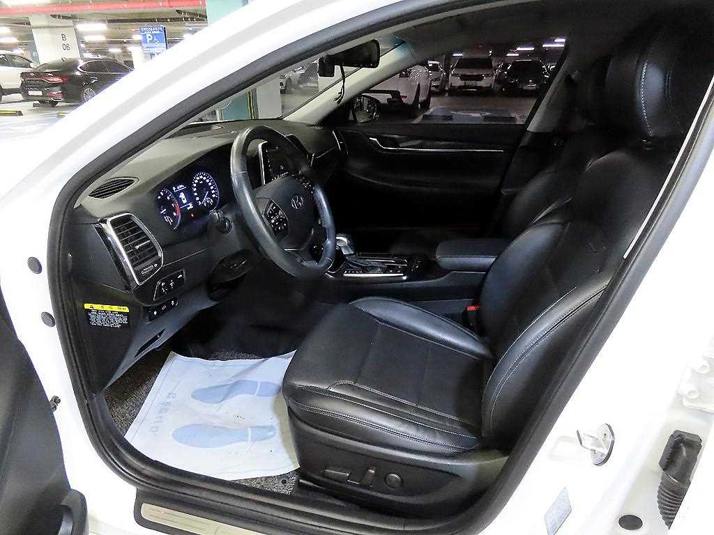 HYUNDAI Grandeur - Vista 6
