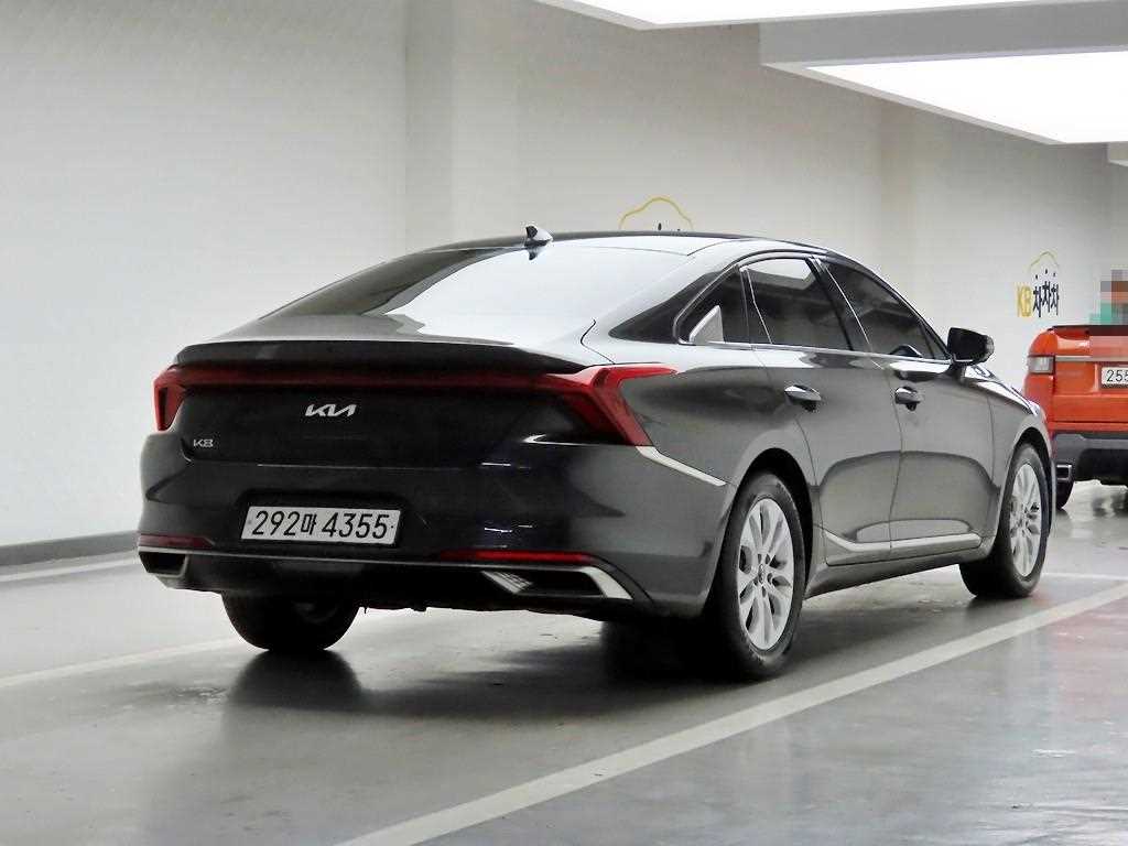 KIA K8 - Vista 4