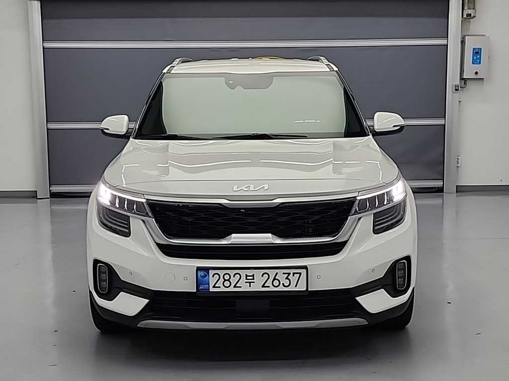KIA Seltos - Vista 2
