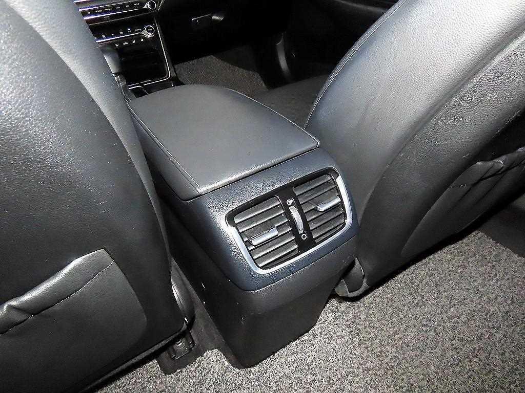HYUNDAI Grandeur 2019 Blanco - Importación desde Corea - HF Imports Iquique - Foto 18
