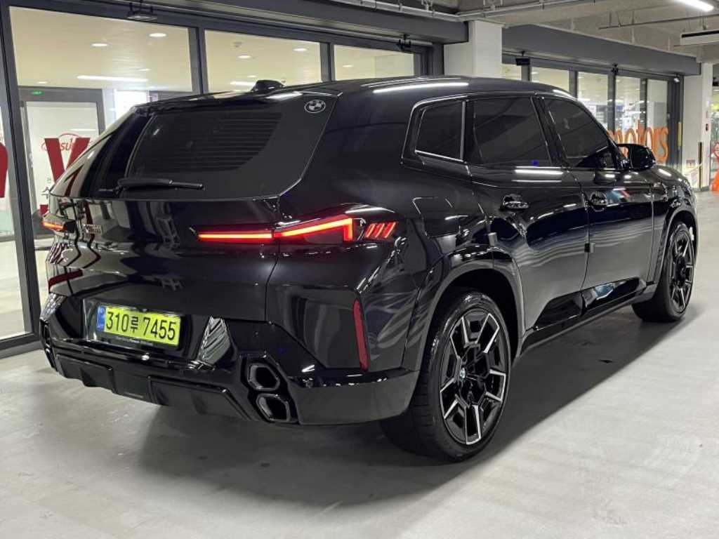 BMW XM - Vista 4