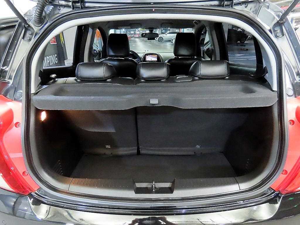 Chevrolet Spark 2017 Negro - Importación desde Corea - HF Imports Iquique - Foto 18