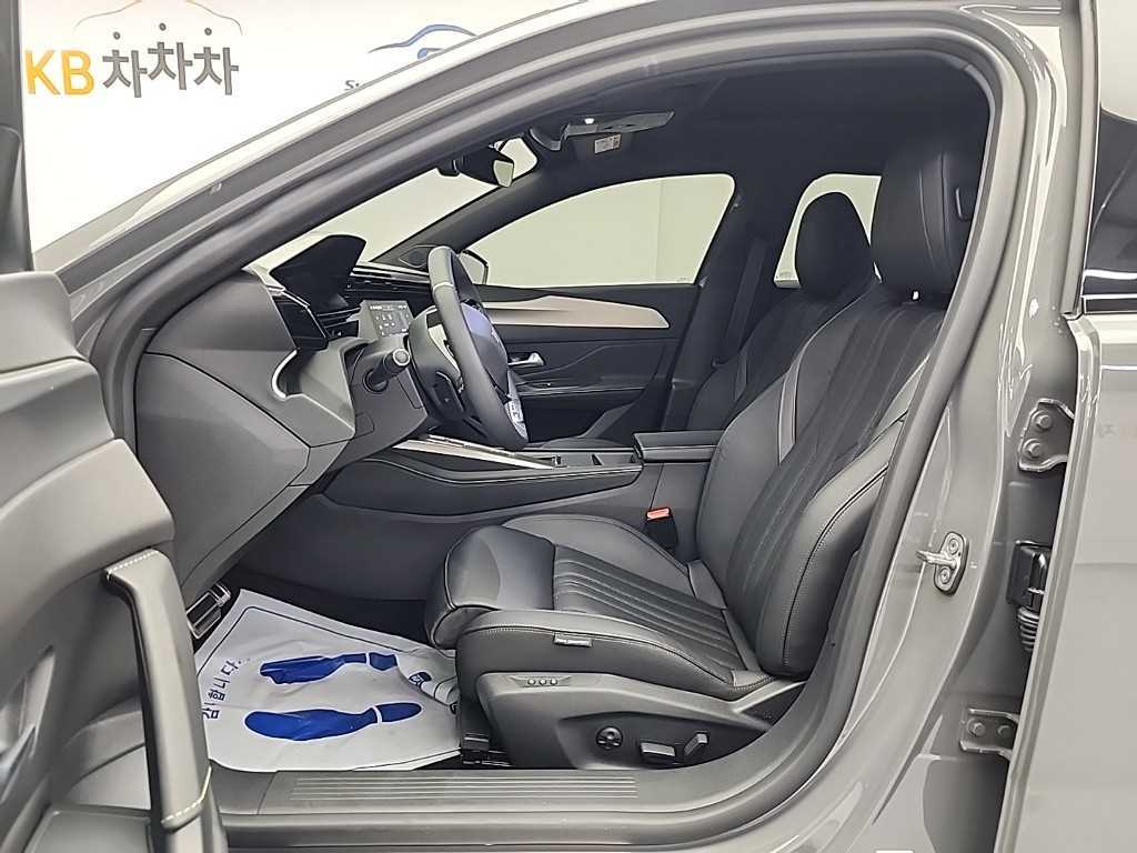 Peugeot 408 - Vista 11