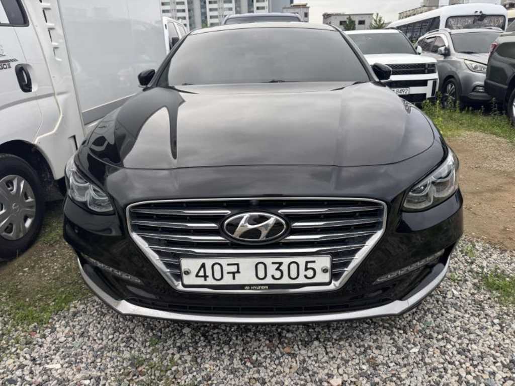 HYUNDAI Grandeur - Vista 3