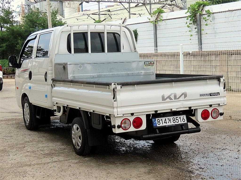 Small Truck Cargo (small) - Vista 3