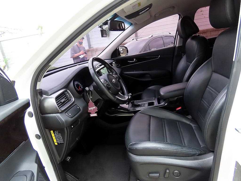 KIA Sorento - Vista 5